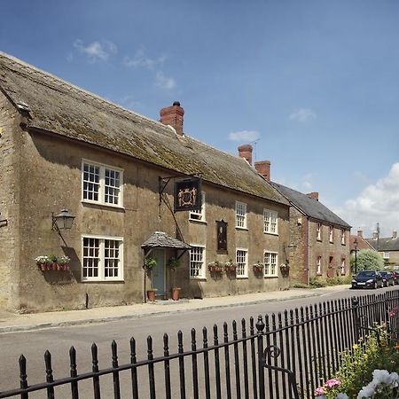 Lord Poulett Arms Hotel Bristol Exterior foto